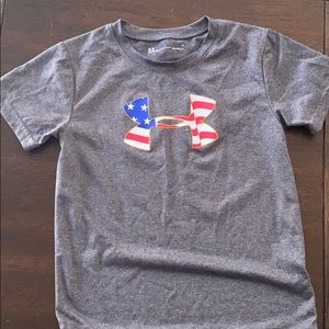 Youth 6 Under Armour heat gear tee